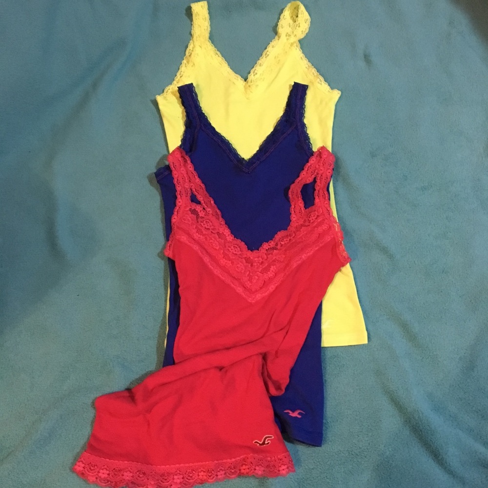 3 hollister tanks pink blue yellow